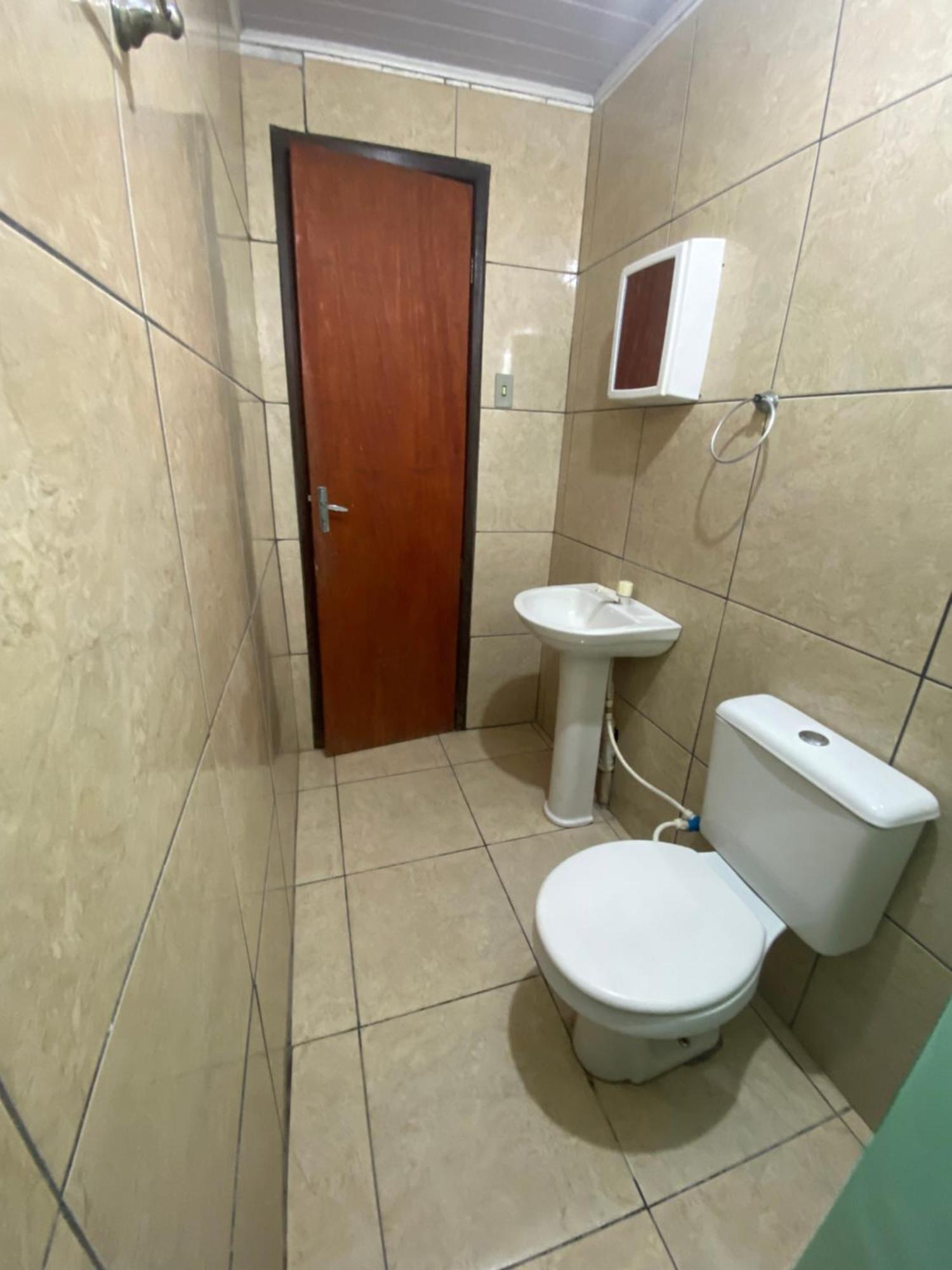 Dorm Room 5-6 People Shared Bathroom Outside Room Dublin Ngoại thất bức ảnh